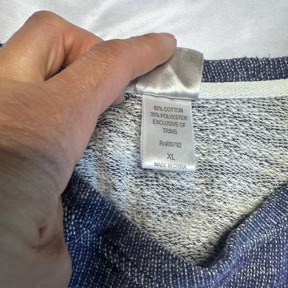 Natori Blue and White Knit Top - Picture 6 of 10